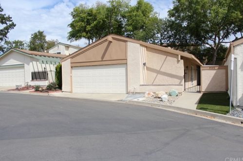 3102 Briarwood Ct, Fullerton, CA 92835-2303