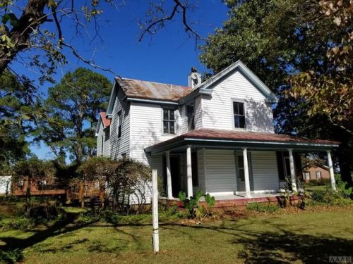 30 Orchard St, Sunbury, NC 27979-9457