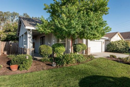 162 Clover Ave, Fresno, CA 93727-5875