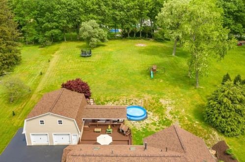 928 Old Washington Rd, Canonsburg PA  15317-3230 exterior