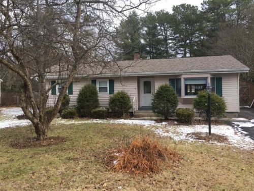 30 Arbutus Dr, Glens Falls, NY 12804-9412