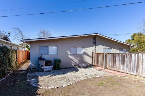 2798 Leigh Ave, San Jose CA  95128-5900 exterior