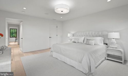 1683 34 St, Washington DC 20007-2709 exterior