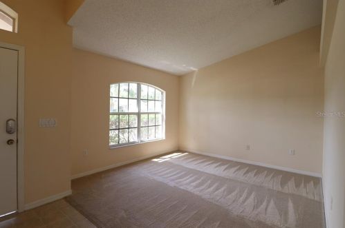 1386 Fallwood Dr, Deltona, FL 32725-9440