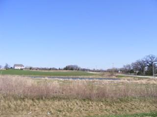 6895 Horseshoe Trl, Lyons, WI 53105-9382