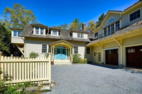 30 Lake Stable Rd, Tuxedo Park, NY 10987-4208