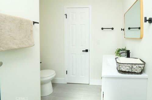 1320 64th St, Long Beach CA 90805-2538 exterior