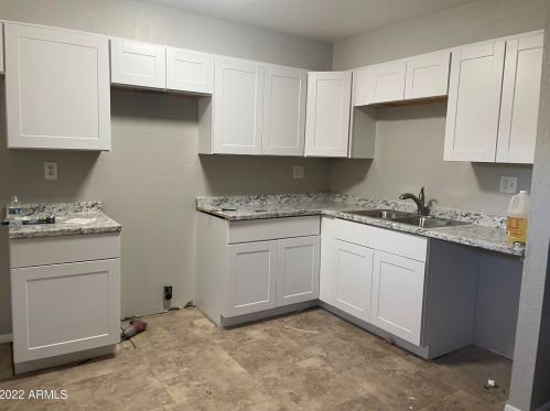 4843 Marlette Ave, Glendale, AZ 85301-4721