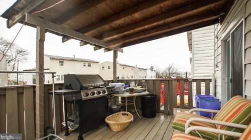 1908 Greymont St, Philadelphia PA 19116-3916 exterior