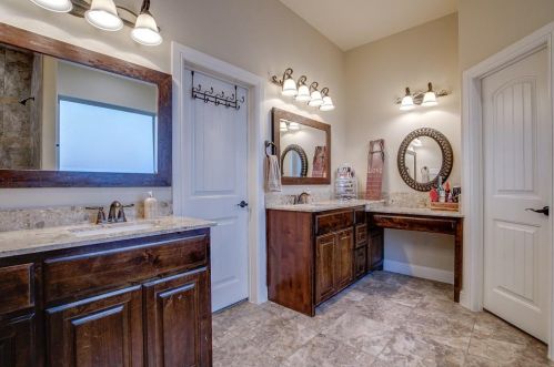 2903 Mallard Dr, Greenville TX  75402 exterior