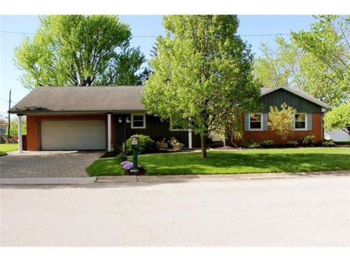 827 Dorothy Ln, Greenville, OH 45331-2664