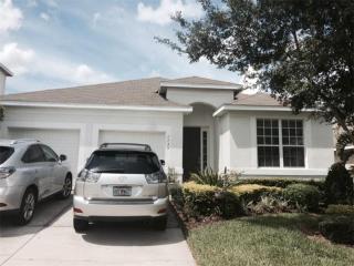 7739 Teascone Blvd, Kissimmee FL  34747-2105 exterior