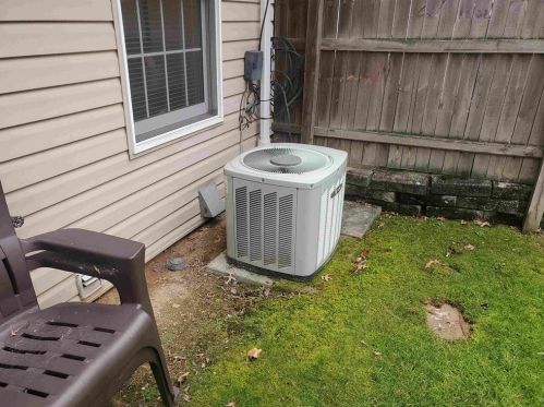 225 Fieldbrook Dr, Canonsburg PA  15317-9764 exterior