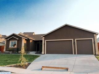 441 Charbonneau Dr, Richland, WA 99352-8677
