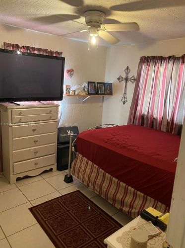 1624 23 Ave, Hollywood FL 33020-1215 exterior