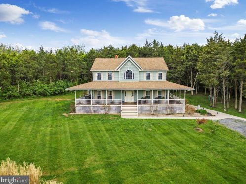 3098 Hamburg Rd, Edinburg VA  22824-3093 exterior