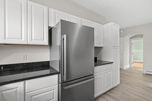 640 Mast Rd, Goffstown NH  03045 exterior