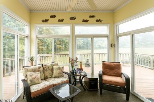 9 Crisman Rd, Columbia NJ  07832-2710 exterior