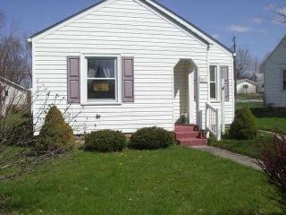 517 Highland Ave, Marion, IN 46952-2120