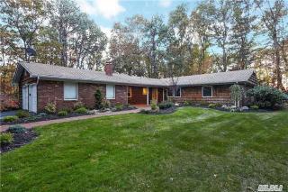 6 Haddon Hall, Huntington Station, NY 11747-3908
