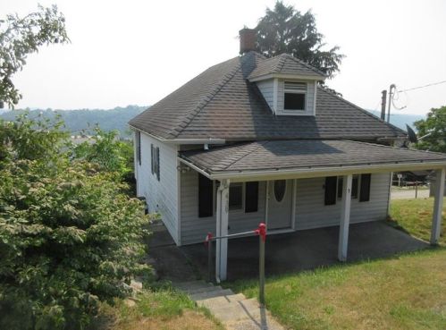 439 Highland Ave, North Charleroi PA  15022-2245 exterior