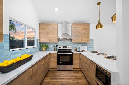11192 Nalco St, San Diego, CA 92126-1732