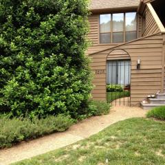 2808 Woodbridge Crossing Ct, Midlothian VA  23112-4462 exterior