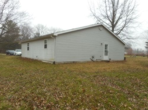 103 Windy Way, Wilmington OH  45177-7123 exterior