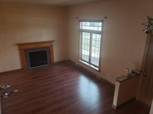 106 Oakwood Ln, North Prairie, WI 53153-9607