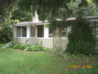 7 Spaulding Ln, West Saugerties, NY 12477-2312