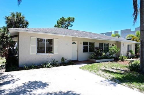 4809 Regal Dr, Bonita Springs, FL 34134-3925