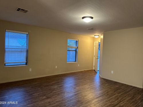 2206 113th Ave, Avondale AZ  85323-9176 exterior