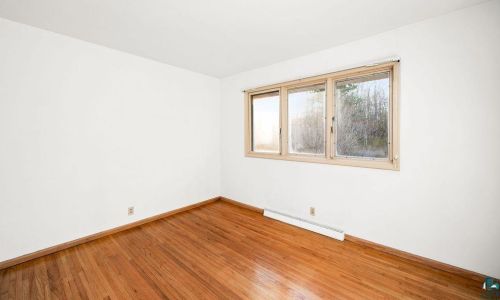 719 Ebony Ave, Duluth MN  55811-5043 exterior