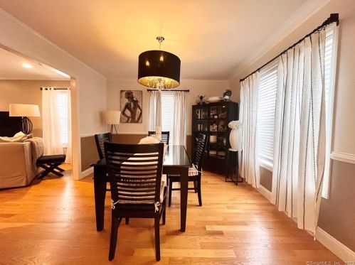 881 Howard Ave, Bridgeport CT 06605-1924 exterior