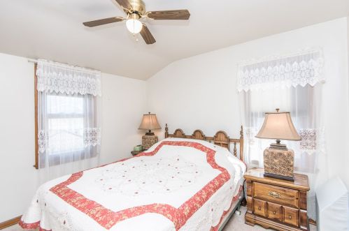 2906 Allerton Ave, Milwaukee WI 53235-5737 exterior