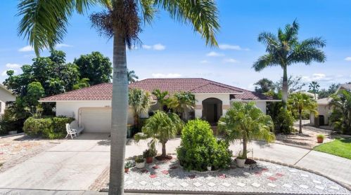 1667 Barbados Ct, Marco Island, FL 34145-4024