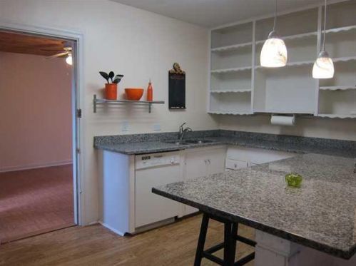 1206 30th St, Austin TX  78722-2340 exterior