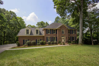 2005 Duck Cove Dr, Knoxville, TN 37922-6118