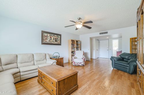 11830 97th Ave, Sun City, AZ 85351-3610