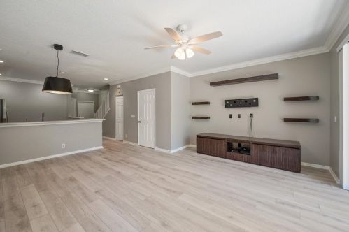 8084 Briantea Dr, Boynton Beach FL  33472-2745 exterior