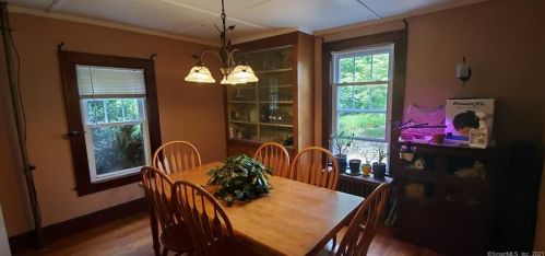 855 Main St, Coventry CT  06238-3114 exterior