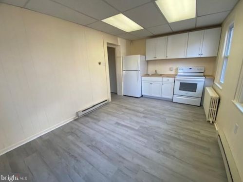 206 Broad St, Lansdale PA  19446-3837 exterior