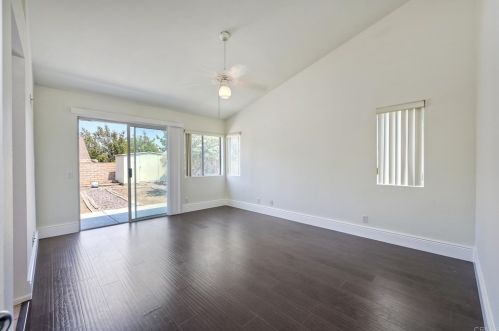 19390 White Birch Ct, Lake Elsinore CA  92530-6374 exterior