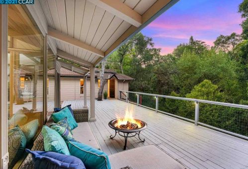 24 Tarabrook Dr, Orinda CA  94563-3121 exterior
