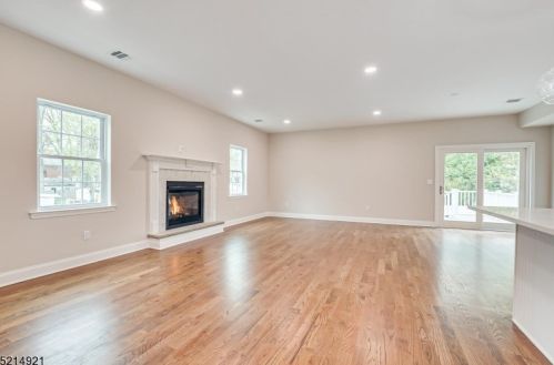 421 River Rd, Rahway NJ  07065-4203 exterior