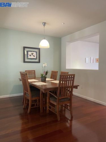 3725 Whitworth Dr, Pleasanton CA  94568-1377 exterior