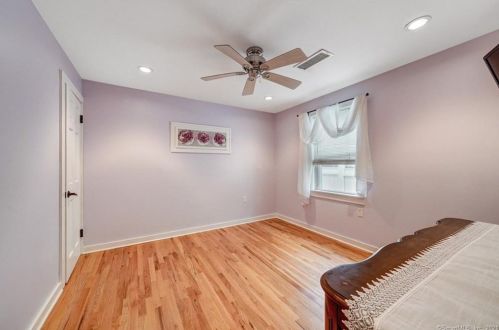 12 Sperry St, Milford CT  06460-7938 exterior