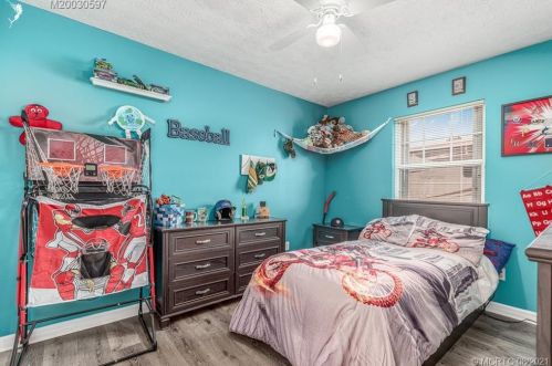 381 Gulfstream Ave, Fort Pierce FL  34983-1218 exterior