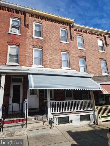 249 Oak St, Norristown, PA 19401-4044