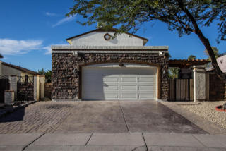 906 Wahalla Ln, Phoenix, AZ 85024-1148